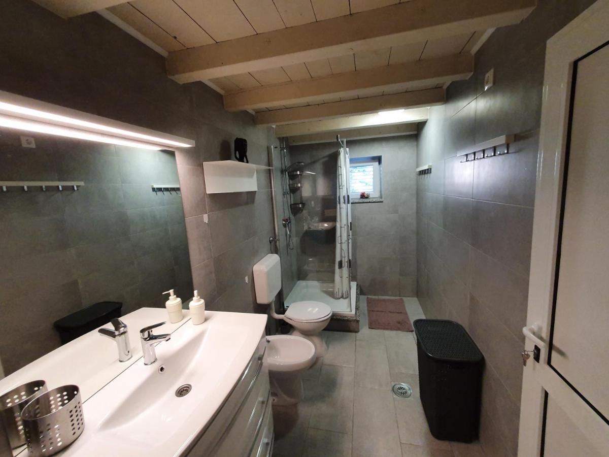 Villa Carmen Draga Bašćanska Extérieur photo